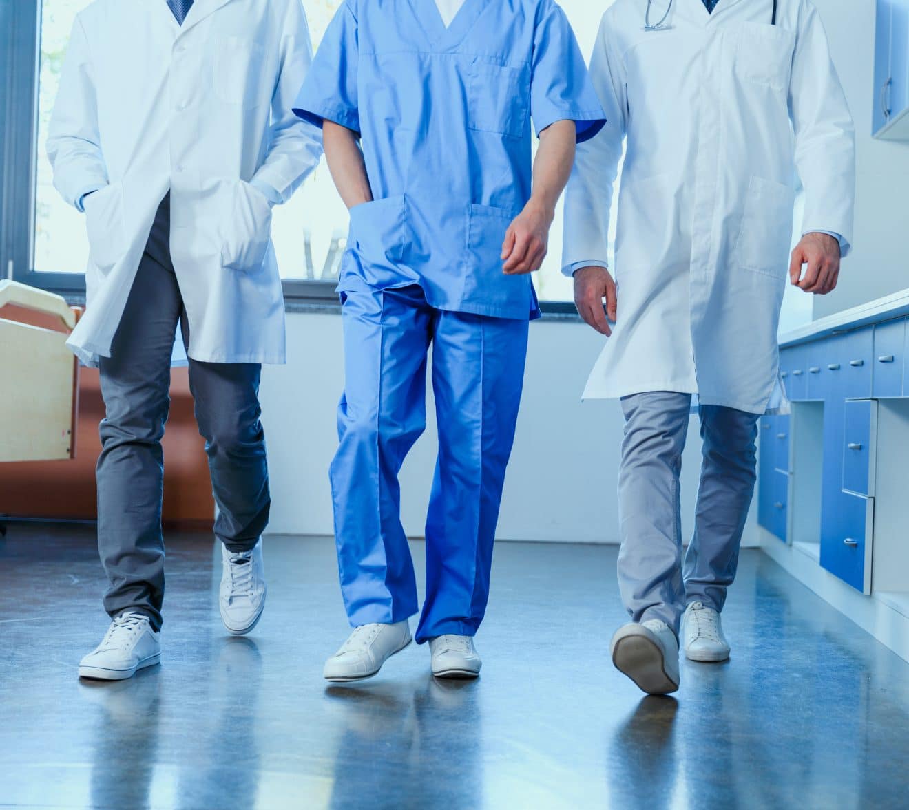 Una nueva propuesta legislativa incide en la necesidad de reforzar la formación bioética en los profesionales de la salud